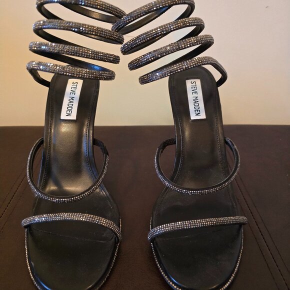 Steve Madden Shoes - Steve Madden Slinky Glitter Black Heels